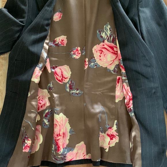 Nordstroms Classiques Entier Suit Skirt Set - Picture 6 of 13